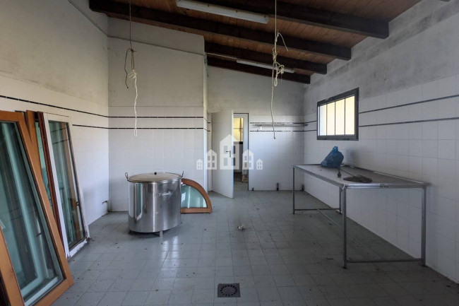 Casale in vendita a Rueglio