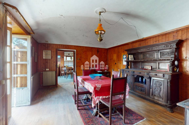 Casa semindipendente in vendita a Valchiusa