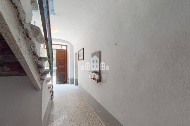Casa semindipendente in vendita a Valchiusa