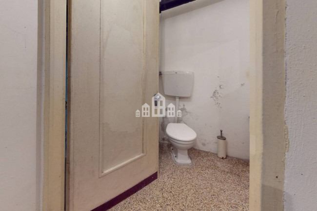 Casa semindipendente in vendita a Valchiusa