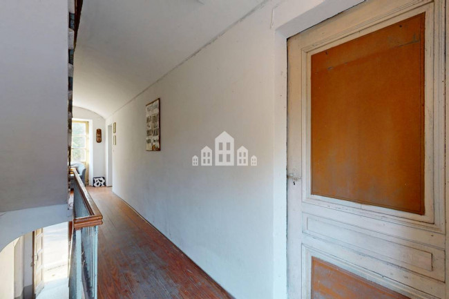 Casa semindipendente in vendita a Valchiusa