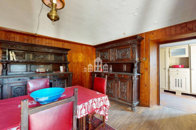 Casa semindipendente in vendita a Valchiusa