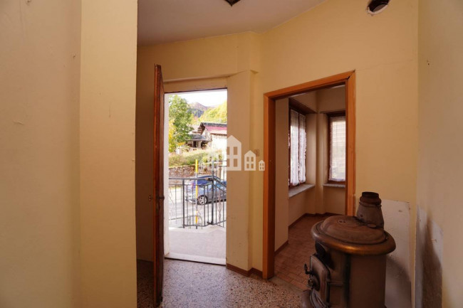 Casa indipendente in vendita a Ribordone