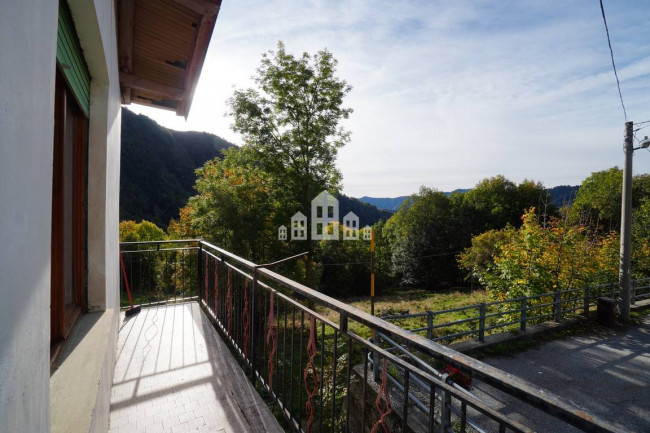 Casa indipendente in vendita a Ribordone