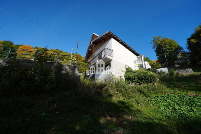 Casa indipendente in vendita a Ribordone