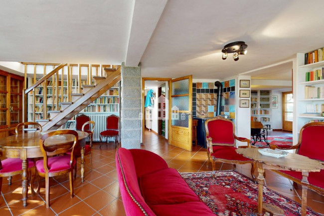Villa in vendita a Castelnuovo Nigra