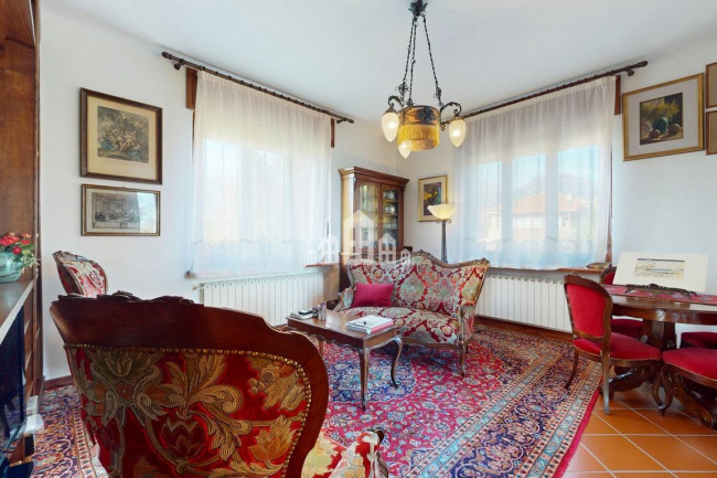 Villa in vendita a Castelnuovo Nigra