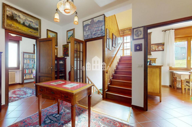 Villa in vendita a Castelnuovo Nigra
