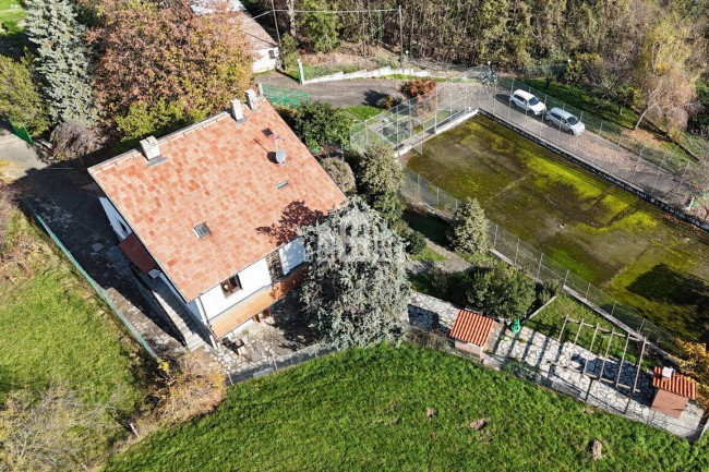 Villa in vendita a Castelnuovo Nigra