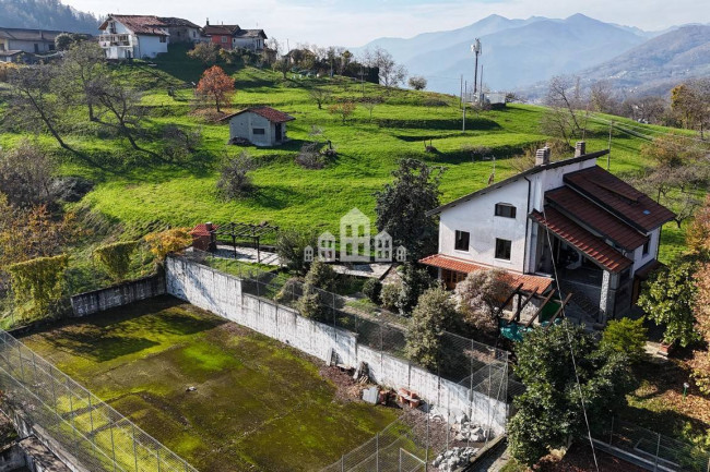 Villa in vendita a Castelnuovo Nigra