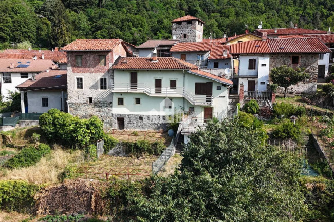 Casa semindipendente in vendita a Strambinello