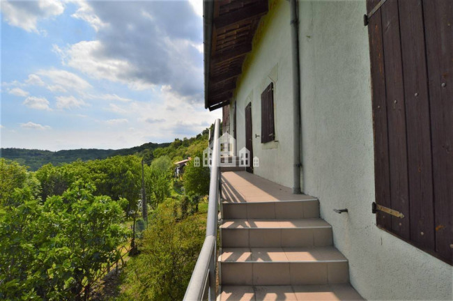 Casa semindipendente in vendita a Strambinello