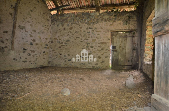 Rustico in vendita a Val di Chy