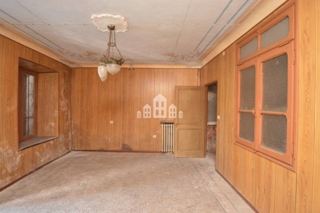 Casa semindipendente in vendita a Parella