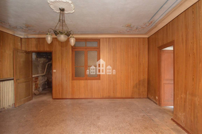 Casa semindipendente in vendita a Parella