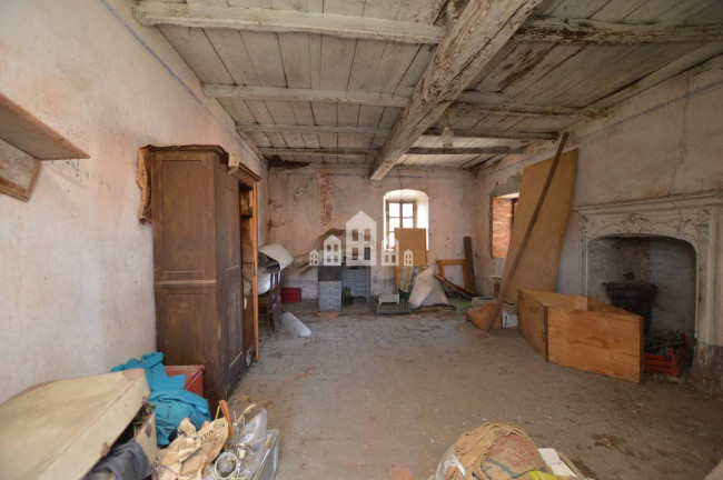 Half-duplex for sale in Castellamonte