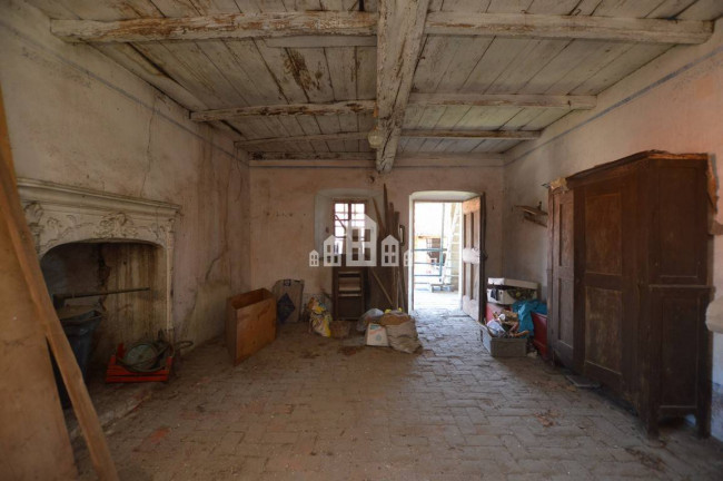 Half-duplex for sale in Castellamonte