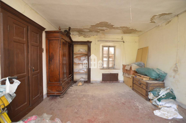 Half-duplex for sale in Castellamonte