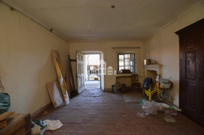 Half-duplex for sale in Castellamonte