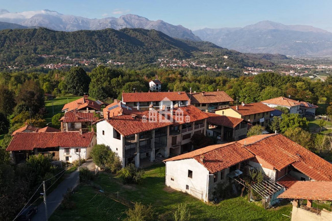 Half-duplex for sale in Castellamonte