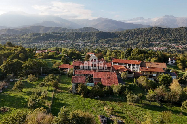 Half-duplex for sale in Castellamonte