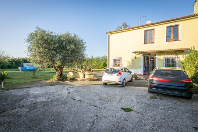 Villa in vendita a San Giuliano Terme (PI)