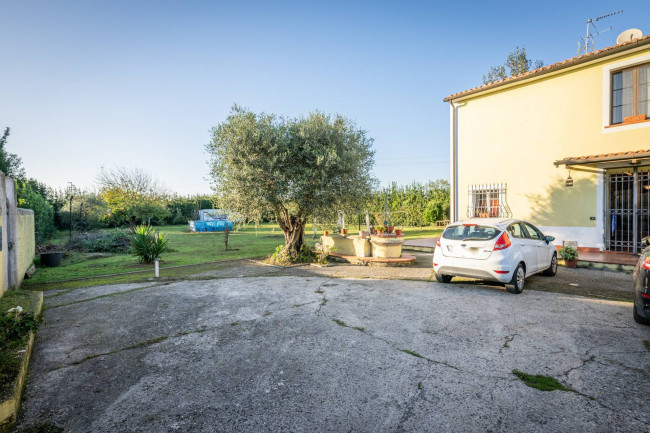 Villa in vendita a San Giuliano Terme (PI)