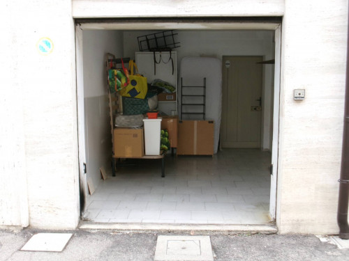 Box o garage in Affitto a Ferrara