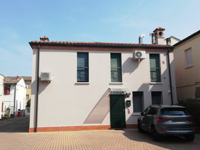 Appartamento in Affitto a Ferrara