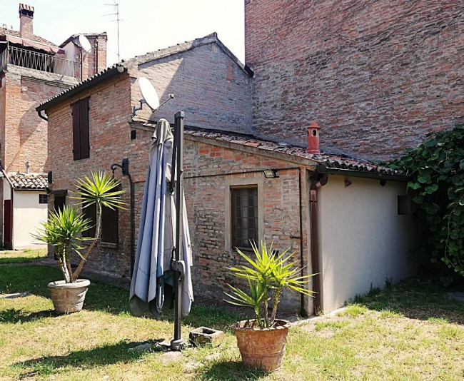 Casa singola in Affitto a Ferrara