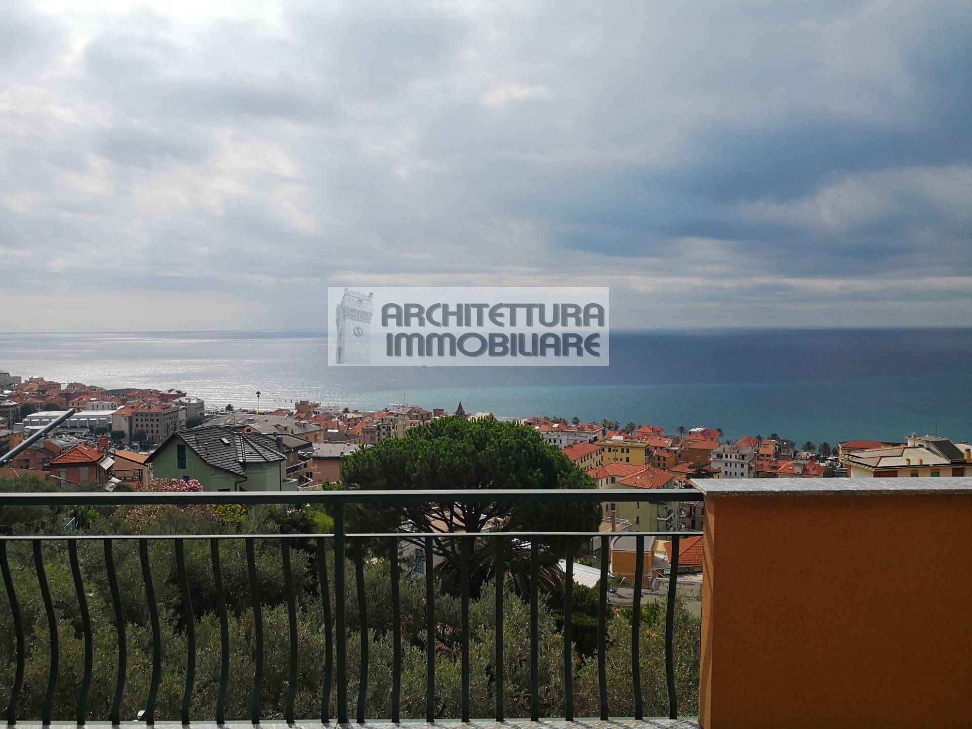  varazze vendita quart:  architettura immobiliare srl