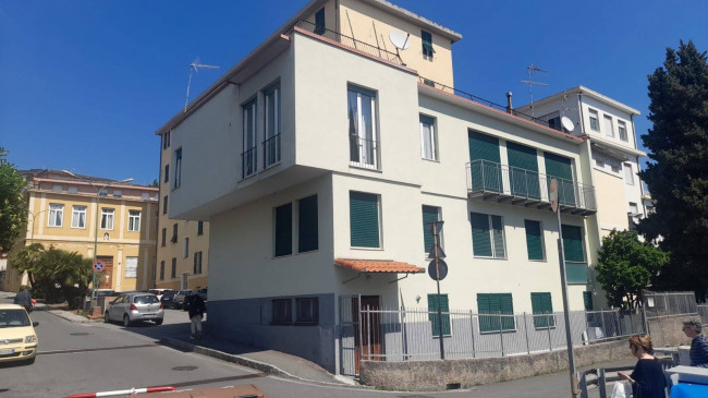 Appartamento in Vendita a Varazze