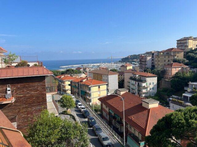 Appartamento in Vendita a Varazze