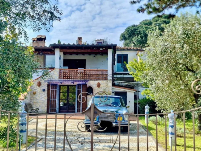 Casa semindipendente in Vendita a Crespina e Lorenzana