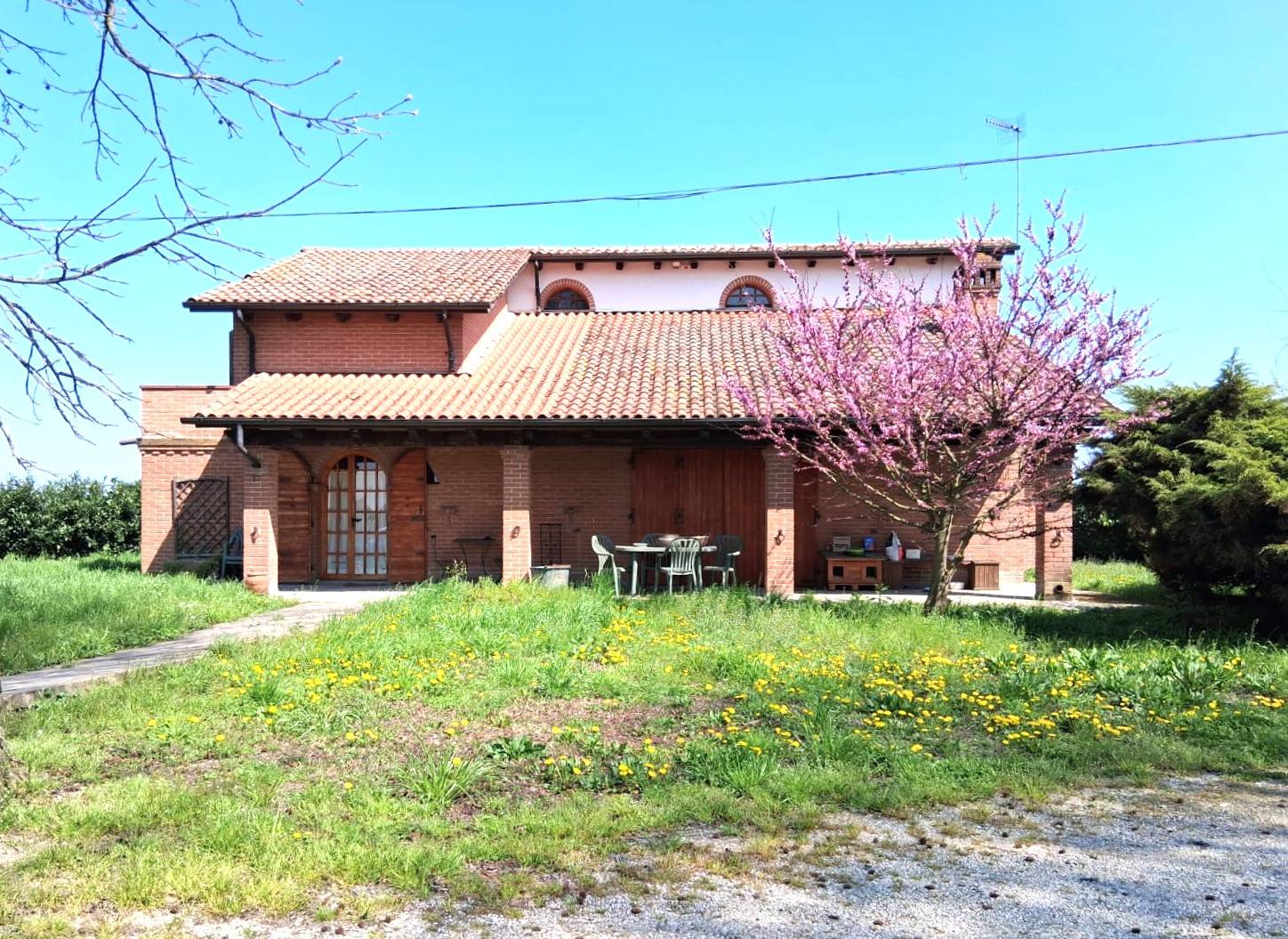 Casa indipendente in vendita a Ferrara (FE)