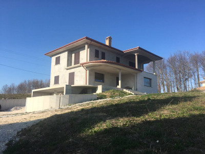 Villa in vendita a Baranello