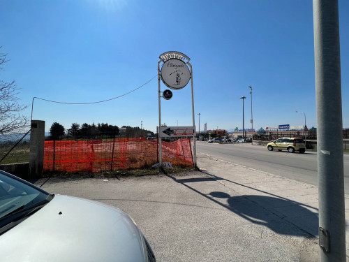 Locale commerciale in affitto a Campobasso