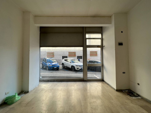 Locale commerciale in affitto a Campobasso