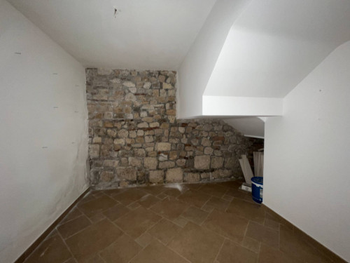Locale commerciale in affitto a Campobasso
