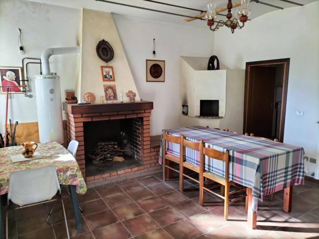 Casa indipendente in vendita a Matrice