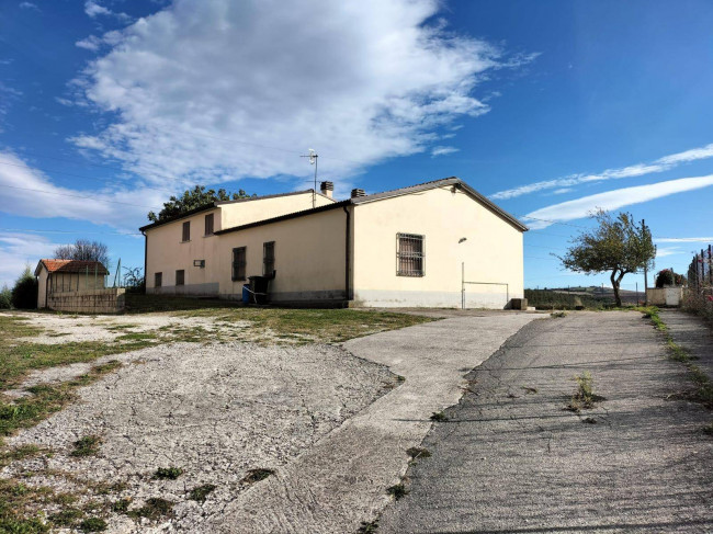 Casa indipendente in vendita a Matrice