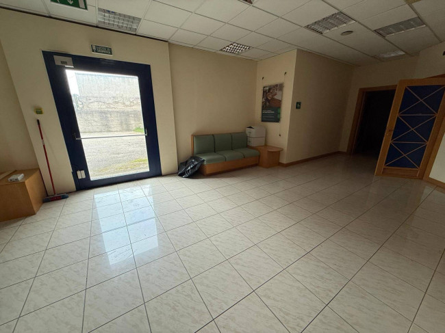 Locale commerciale in affitto a Campobasso