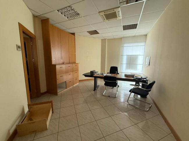 Locale commerciale in affitto a Campobasso