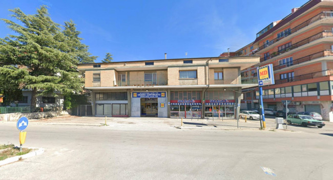 Locale commerciale in vendita a Campobasso