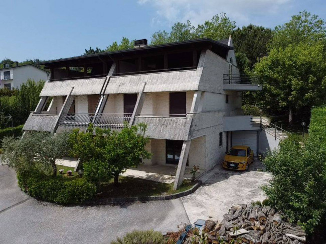 Villa Bifamiliare in vendita a Campobasso