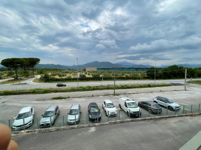 Locale commerciale in affitto a Monteroduni
