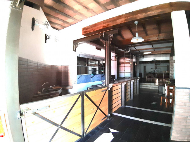 Locale commerciale in affitto a Campobasso