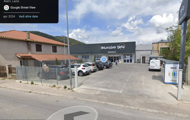 Locale commerciale in affitto a Alatri