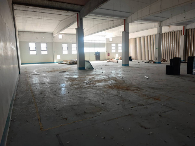 Locale commerciale in affitto a Alatri