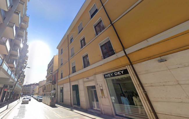 Locale commerciale in affitto a Campobasso